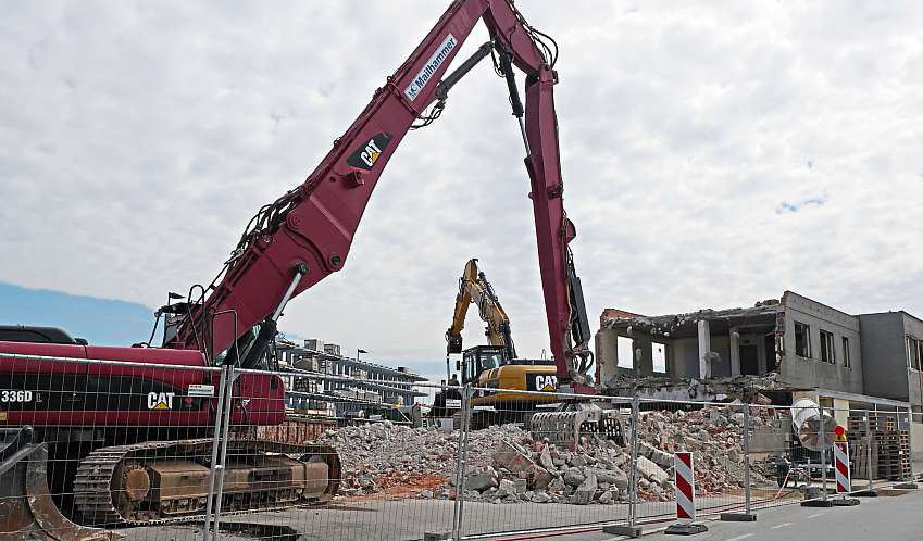 Abriss altes Firmengebäude