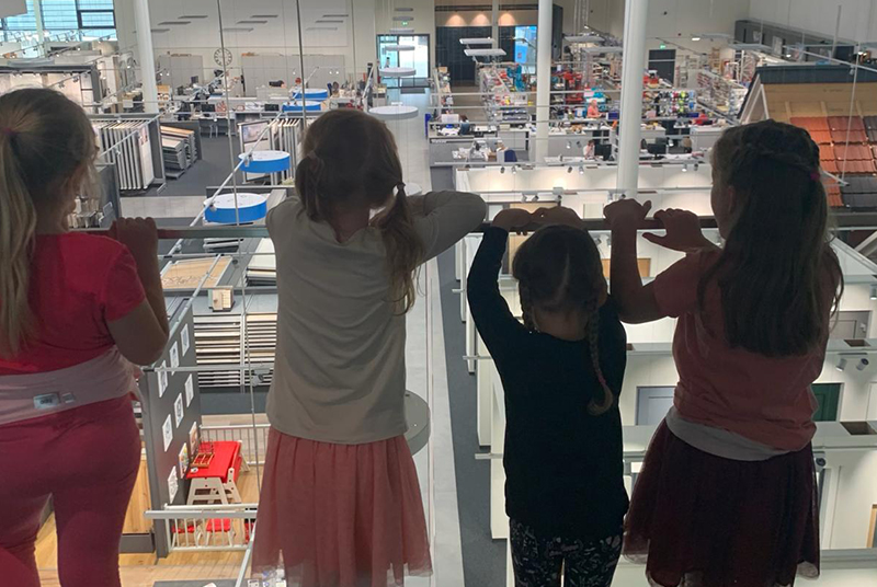 Kindergartenkinder bei Kasberger